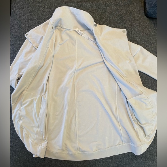 Lululemon Rulu Rally Wrap - Picture 7 of 10